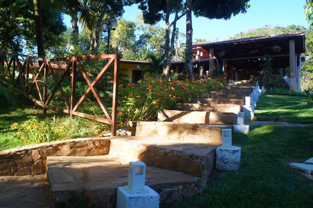 Cantinho Flores Hotel